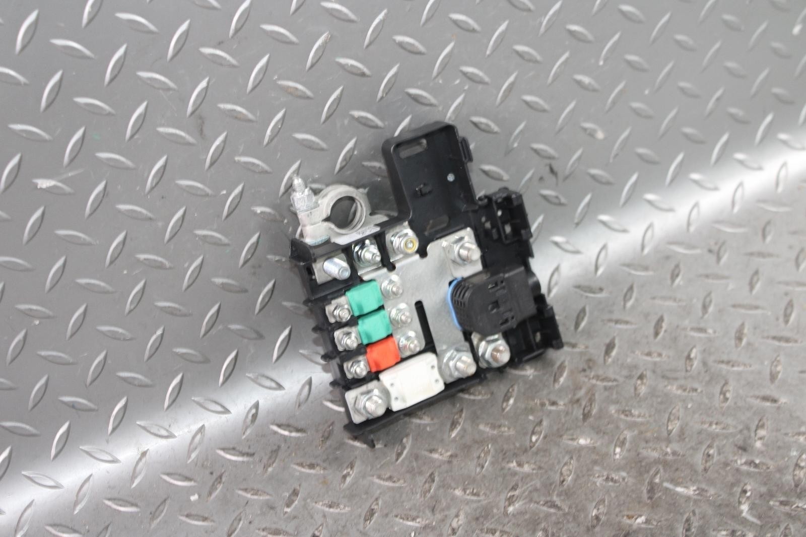 14-20 QUATTROPORTE Positive Battery Terminal Junction Box Module OEM Factory OE