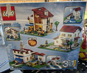 LEGO CREATOR: 3 in 1 Family House (31012) w/Box & 4 Manuals
