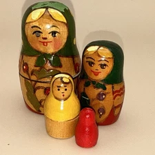 Set of 4 Soviet Russian Nesting Dolls Made in USSR Collectable