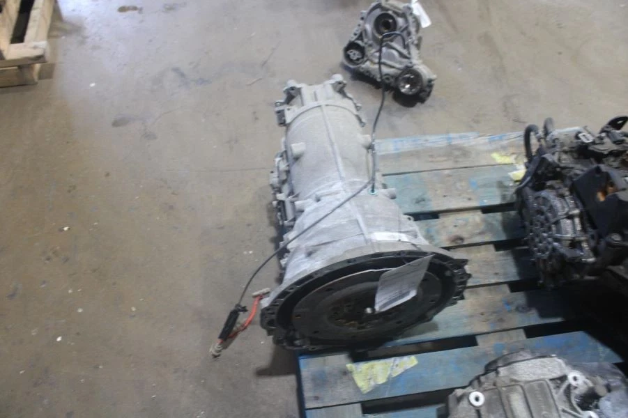 2014 Jaguar XJ 3.0L AWD Automatic Transmission - Used, 53K Miles, OEM - Изображение 2 из 4