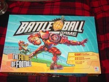 Milton Bradley 2003 : BATTLE BALL game - The Future of Nasty Fantasy Football