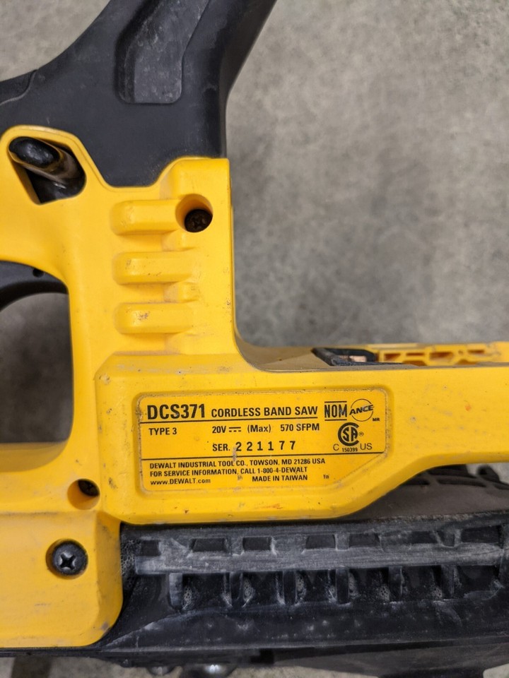 DEWALT DCS371 20Volt MAX Cordless Band Saw (ToolOnly) Used condition