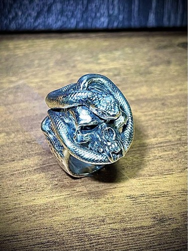 crazy pig skull ring