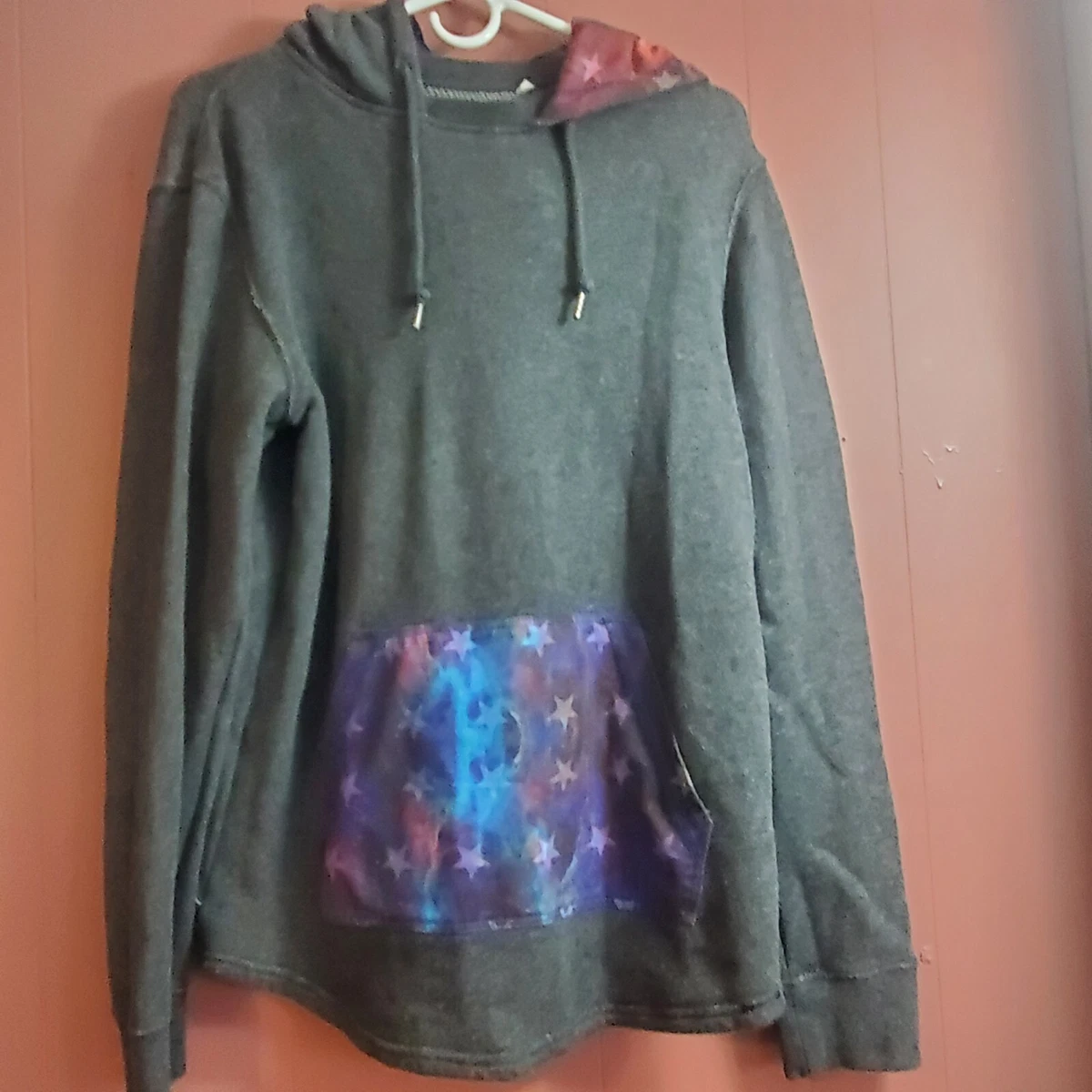 On the online byas sweatshirt