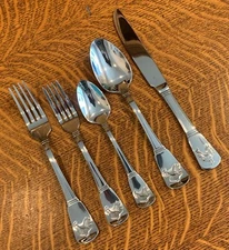 BRAND NEW!  CUISINART FRENCH ROOSTER STAINLESS Flatware Pieces Choice Silverware