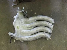 98 99 00 01 VW BEETLE UPPER INTAKE MANIFOLD 2.0L UPPER ONLY 241482