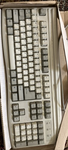Vintage Mitsumi Keyboard KPQ-E99ZC-13 - Picture 2 of 9