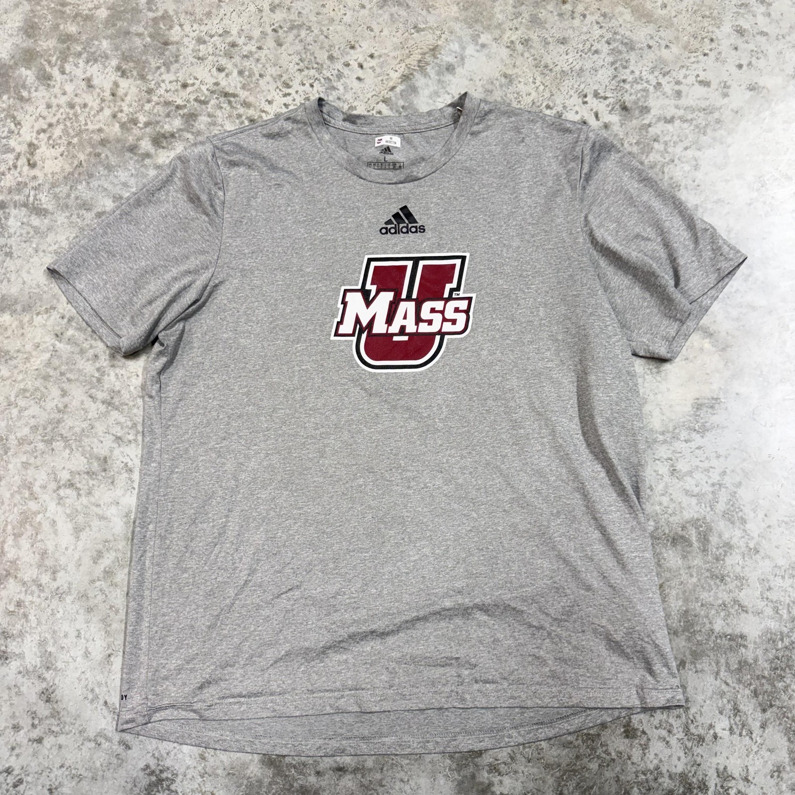 UMass Minutemen Shirt Mens Large Gray NCAA College Adidas AEROREADY team issued