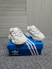 Adidas Ozweego Toddler Boy Trainers Shoes 4 White Lace Up Casual Comfort Sneaker