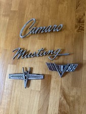 Lot Of 4 Chevrolet Camaro Emblems And Mustang Emblem Lot Of 4 Chevrolet Camaro Emblems And Mustang Emblem