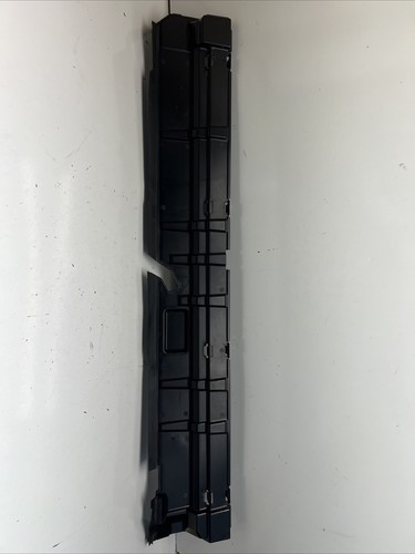 2020-2025 CHEVY SILVERADO 2500HD UPPER RADIATOR AIR BAFFLE GM OEM 84126419