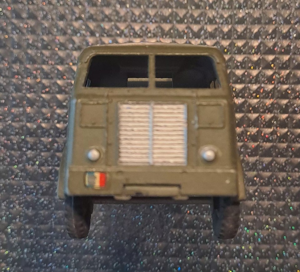 JOUET ANCIEN CAMION militaire BERLIET tous terrains DINKY TOYS EUR 35,00 - FR