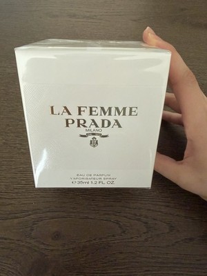 PRADA La Femme Prada Eau de Parfum Spray 35 ml