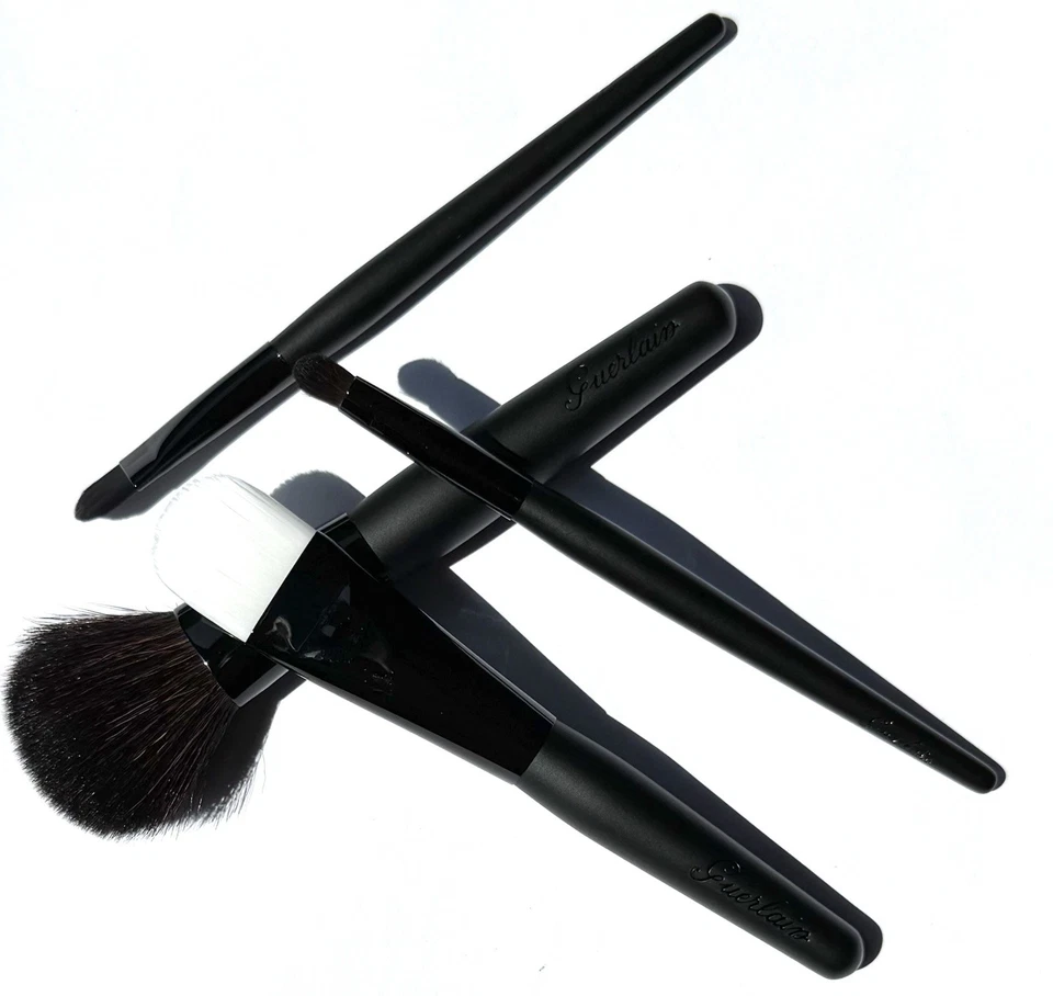Guerlain Makeup Brushes Set: Powder, Foundation, Eyeshadow and Concealer Brush - Image 3 of 4