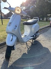 Vespa Scooter 125