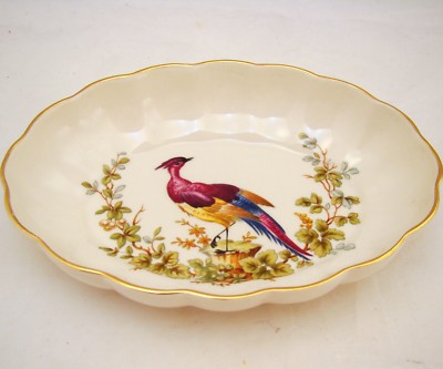 Spode CHELSEA BIRD Fluted Oval Schüssel/Teller 6'' x 4 3/8'' x 1 1/4'' Lesen