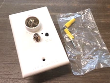 WINEGARD RV WALL PLATE AMPLIFIER POWER SUPPLY 12 VDC MOTORHOME NEW