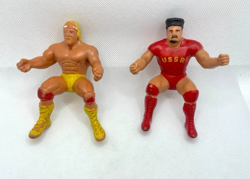 Hulk Hogan vs Nikolai Volkoff USSR 1985 Vintage WWF Thumb Wrestlers Titan Sports