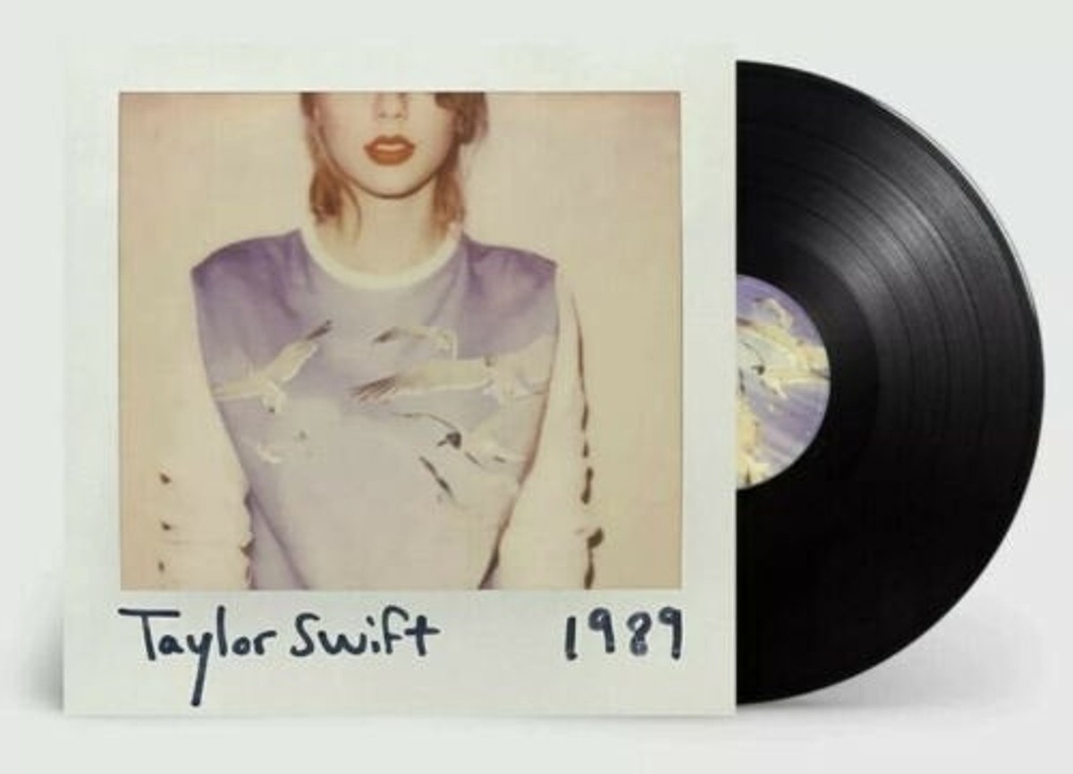 TAYLOR SWIFT 1989 Vinyl NEW Sealed, EU Version, Excellent