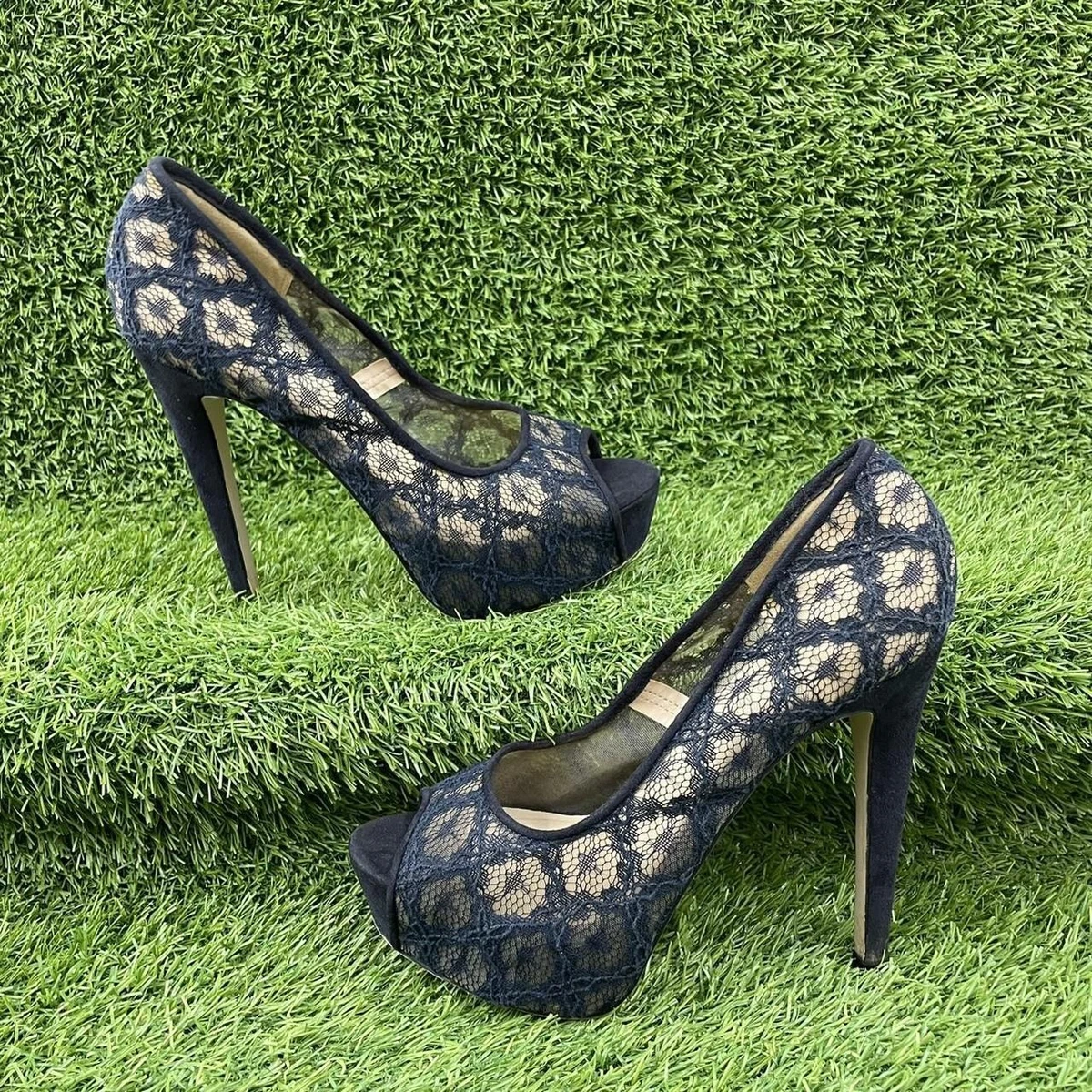 Navy and top nude heels