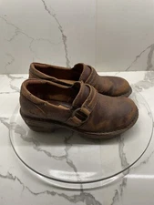 Boc Born Concept Womens Size 7M Brown Distressed Leather Clog