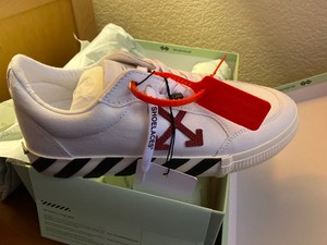 off white vulc low updated stripes