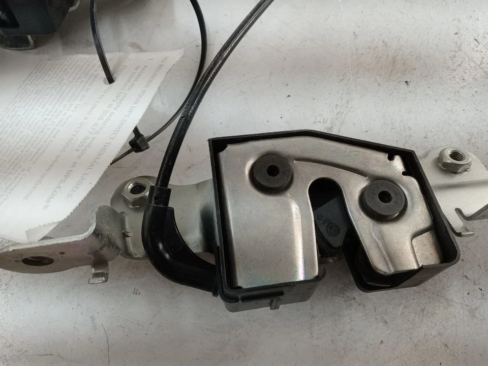 Atuador 2006 Infiniti FX35 controle de assento traseiro drop lock testado pelo fabricante de equipamento original - Imagem 2 de 4