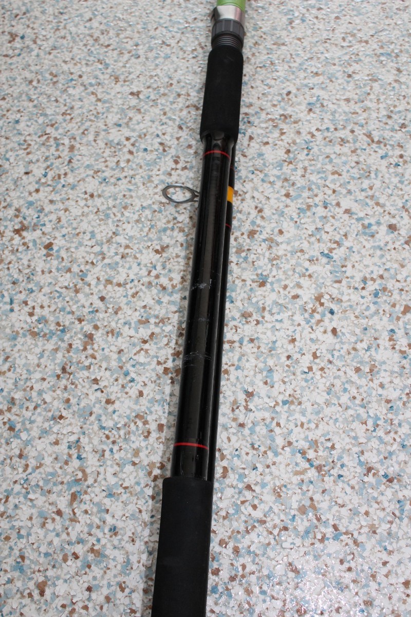 15 ' Ugly Stik Big Water Surf Spinning Rod 2 Pc 15 ft Hvy BWSF3050S152 |  eBay