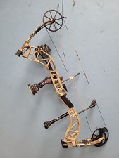 Bear Adapt Compound Bow RH 60 Lbs 23.5 30.5