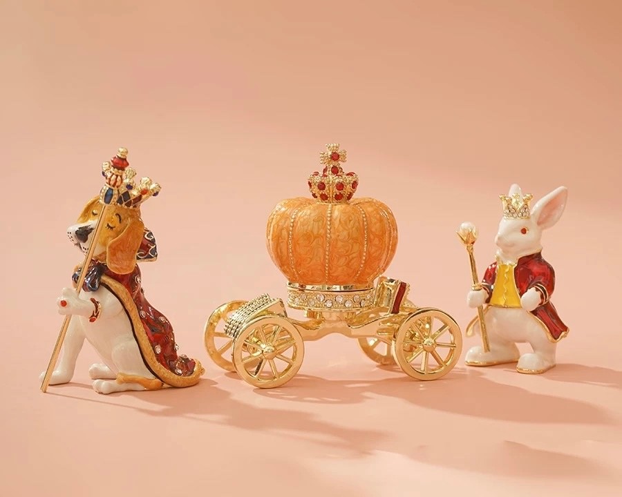 3 Retro A-Royal Pumpkin Carriage Jewelry Box & Figurines - Vintage Luxury Decor