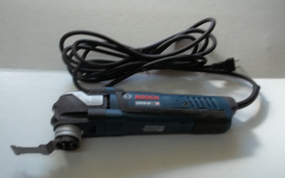 Bosch StarlockPlus Oscillating Multi-Tool 4.0A GOP40-30 