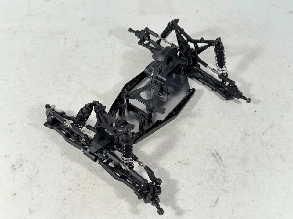 Team Losi Mini-T 2.0 1/18 Scale 2wd Stadium Truck Roller Slider Chassis Used - Image 4 of 4