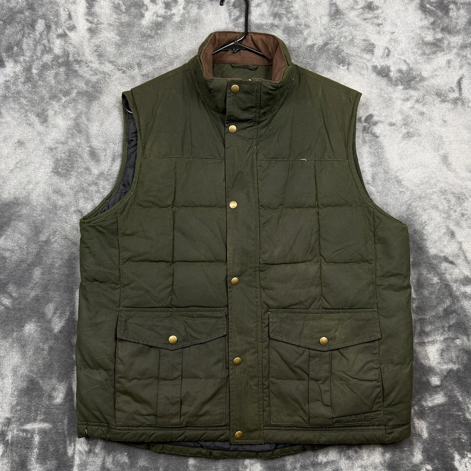 L.L. Bean Puffer Vest Mens M Green Goose Down Quilted Cotton Shell 237819