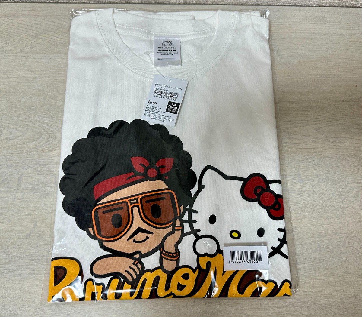 BRUNO MARS x HELLO KITTY T shirt Japan Limited 2024 Sanrio BRUNO MARS x HELLO KITTY T shirt Japan Limited 2024 Sanrio