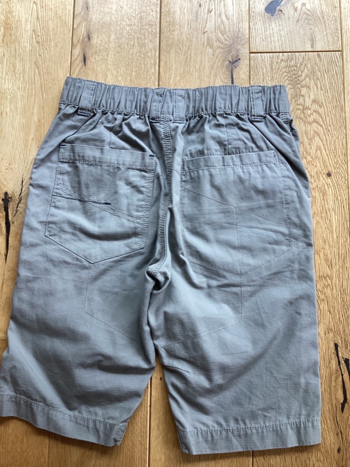Boys Next Grey/Beige Shorts Age 9 yrs Next Day Post eBay