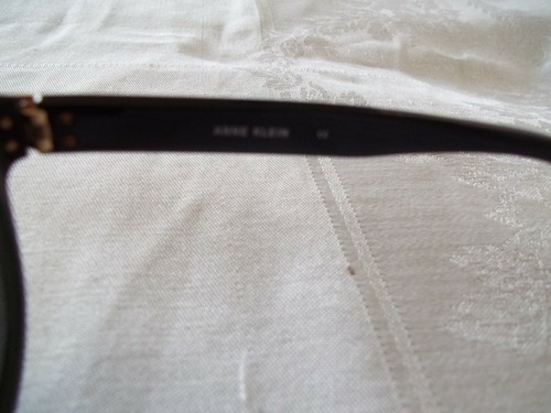 MARCOS DE GAFAS DE PLÁSTICO ANNE KLEIN AK7041 CON LLANTA COMPLETA NEGROS 03/18 RX/ Estuche - Imagen 7 de 12