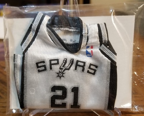 2007-08 Upper Deck Tim Duncan Mini Jersey! San Antonio Spurs. SEALED in package - Picture 7 of 7