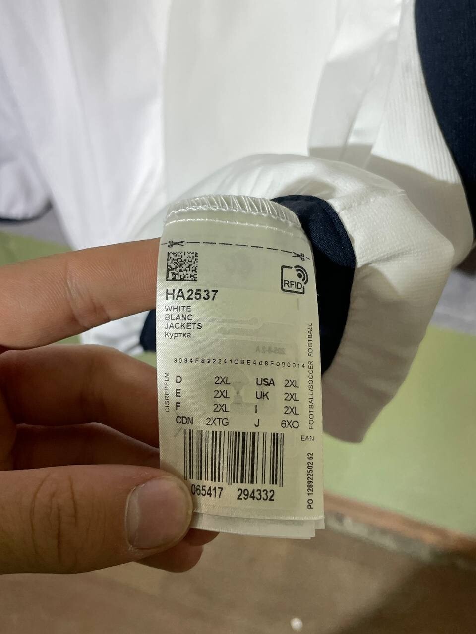 Chaqueta Real Madrid Teamgeist Woven En Oferta Chaqueta Real Madrid Teamgeist Woven - Imagen 9