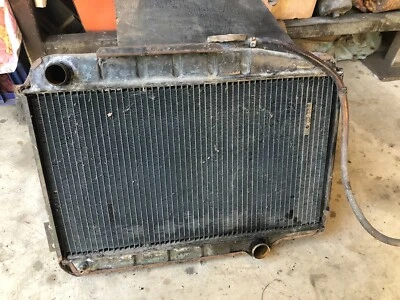 eh holden radiator