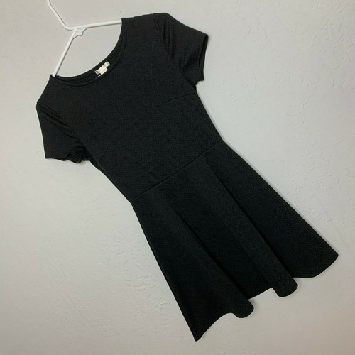 Forever 21 F21 Sz S Cute Black Knit Fit 