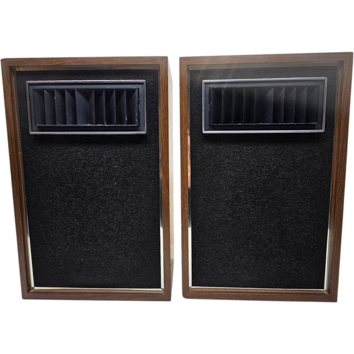 Vintage Magnavox Air Suspension Speakers SE2514 Walnut Case