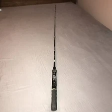 Vintage Lew’s SpeedStick Hard Ring 1-156HOBB In Excellent Condition!!