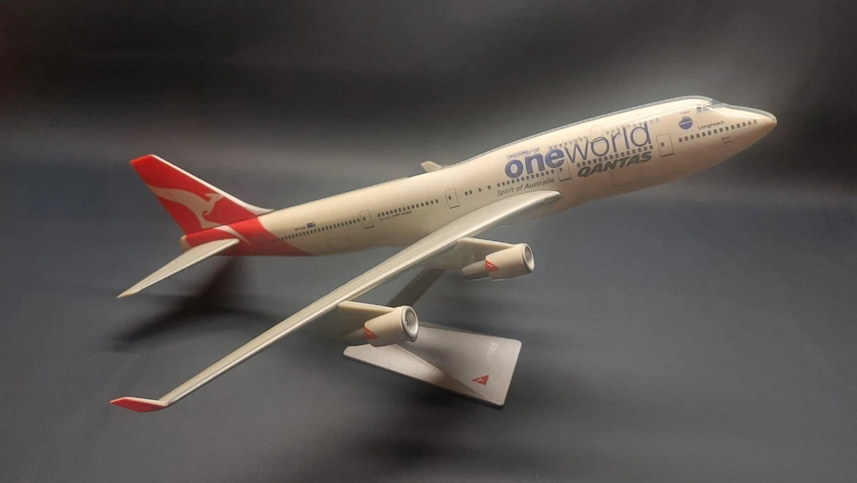 SOCATEC MODELS  PARIS QANTAS AEREO BOEING 747-400 scala 1:200 - Immagine 2 di 4