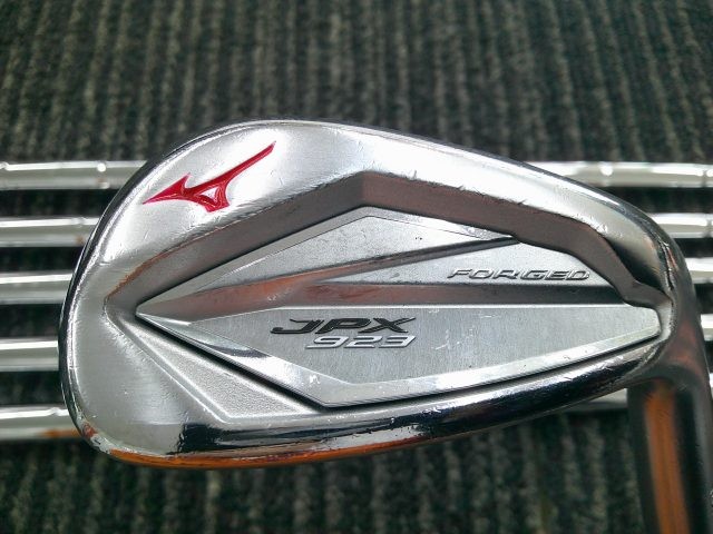 超美品　ミズノJPX 923 フォージド　５〜Ｐ　6本　DG95 S200 JPX 923 FORGED アイアン 6本組／左用(No.5～9、PW)(Dynamic