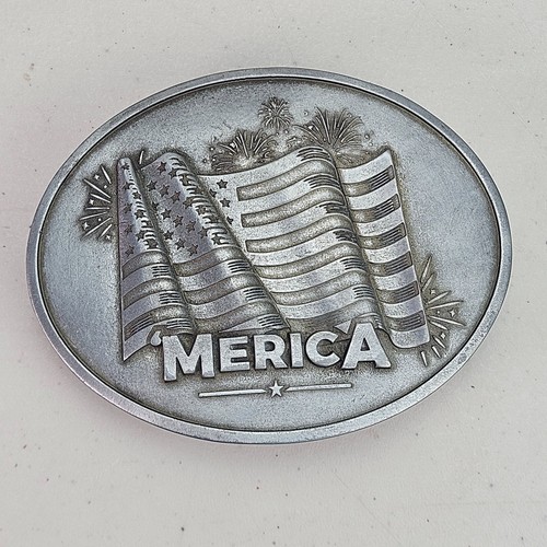 Bev Buckle 'Merica Beer Can Bottle Drink Holder Hands Free Retractable