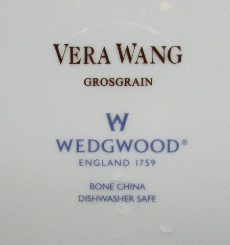 2 Wedgwood Grosgrain Platinum Salad Plates - Vera Wang - Picture 5 of 5