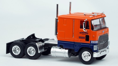 Brekina Ford CLT-9000 COE Truck Tractor Roadway Express #85858 HO 1/87 Scale - Picture 5 of 6