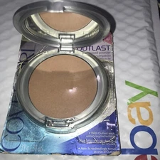 COVERGIRL Original Outlast Pressed Powder 625 TRANSLUCENT SABLE nip READ
