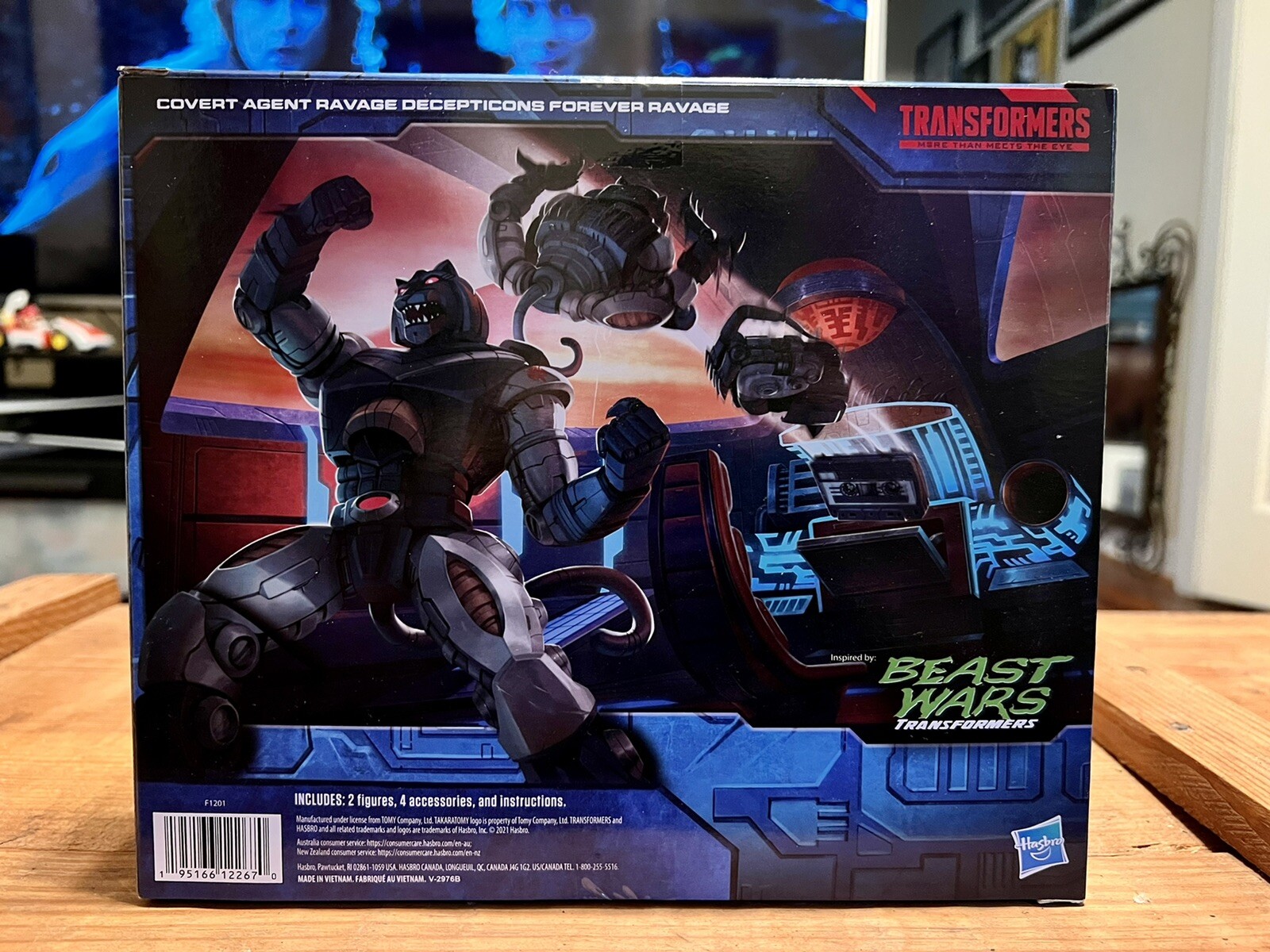 JustRevealed by our friends at  the Beast Wars inspired #HasbroPulseCon exclusive Covert Agent Ravage and Decepticons Forever Ravage 2-pack! Be sure to join the team in September as they take you