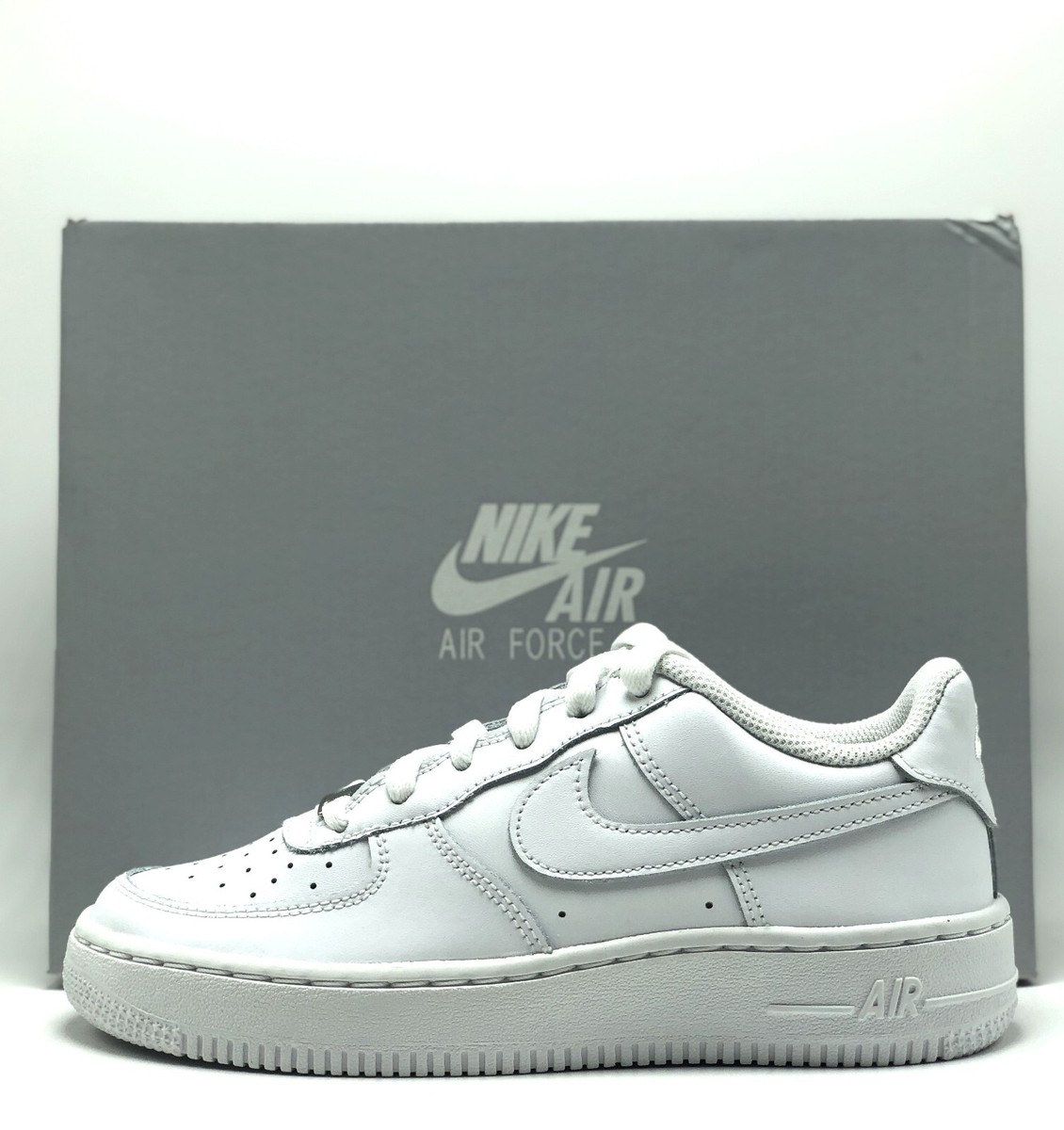 NEW* Big Kids Nike Air Force 1 Low LE White/White/White (FV5951
